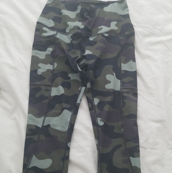 Reebok Camo Active Leggings Size XS - Picture 6 of 9